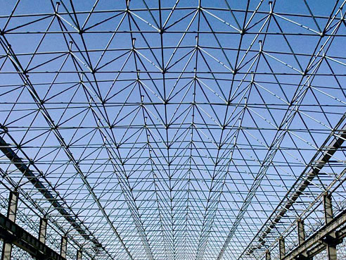 不銹鋼網架的成品保護和調整、緊固解...